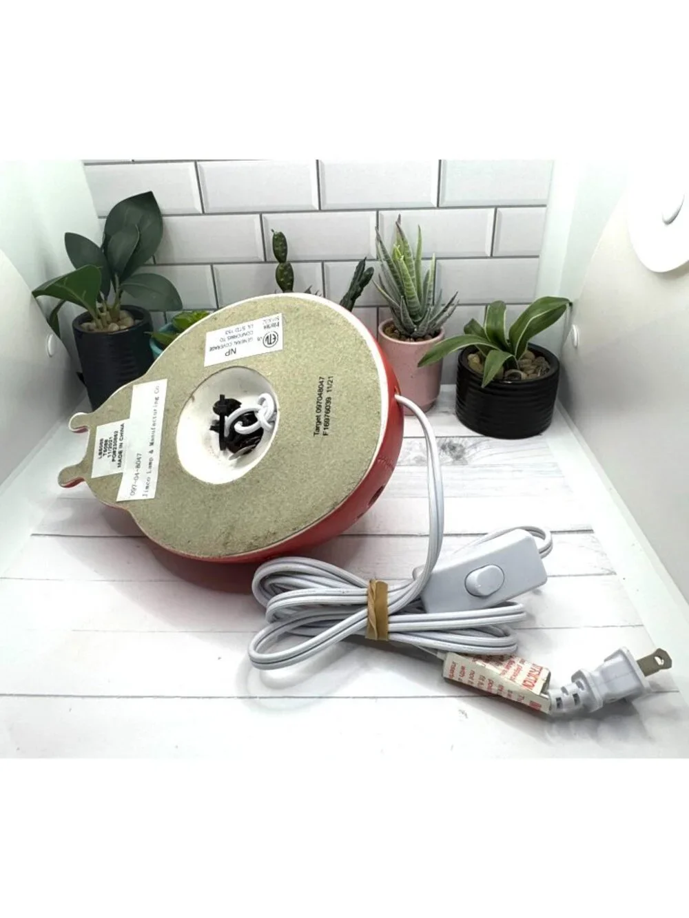 Ladybug Ceramic Night Light Lamp With Plug-In Cord & Switch